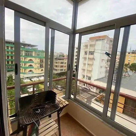 شقة Ideally Seascape Flat, With View From Balcon *
